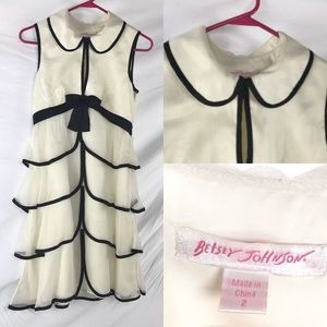Betsey Johnson Size 2 100% Silk Ivory Ruffed Dress